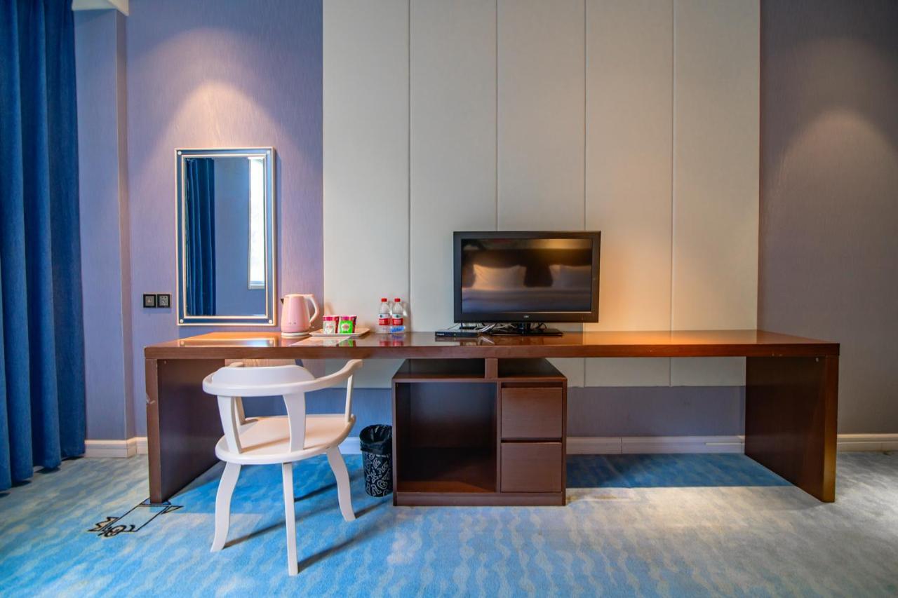 Ramada Encore By Wyndham Guangzhou Panyu Exterior photo